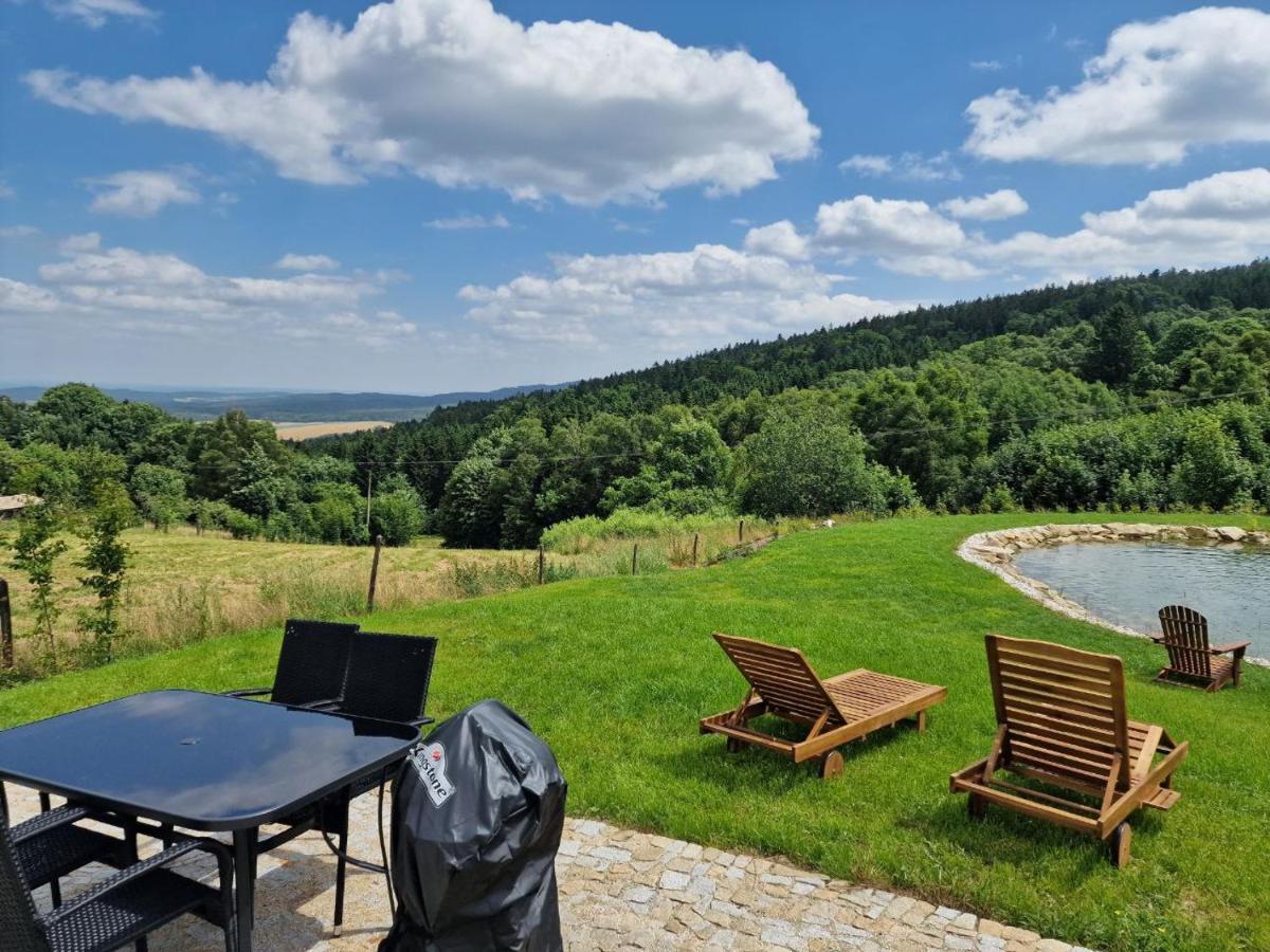 Penzion Zvon Horní Stropnice Exteriör bild